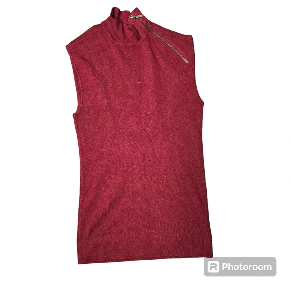 Carmen‎ by Carmen Marc Valvo Mock Neck Zip Shoulder Knit Top